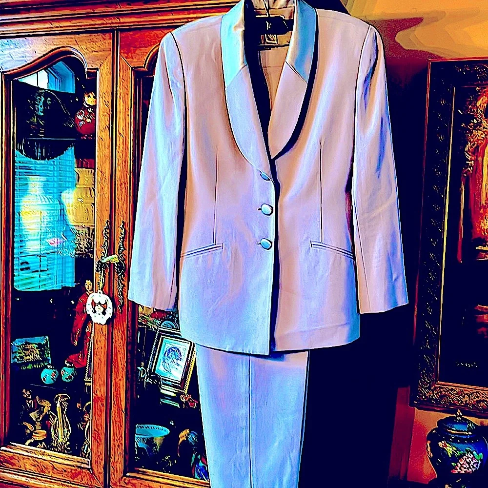 EUC Elegant&Classic Madison Style Saville.
BeautifullyTailoredSoftBlueishGrey10P - Picture 3 of 13